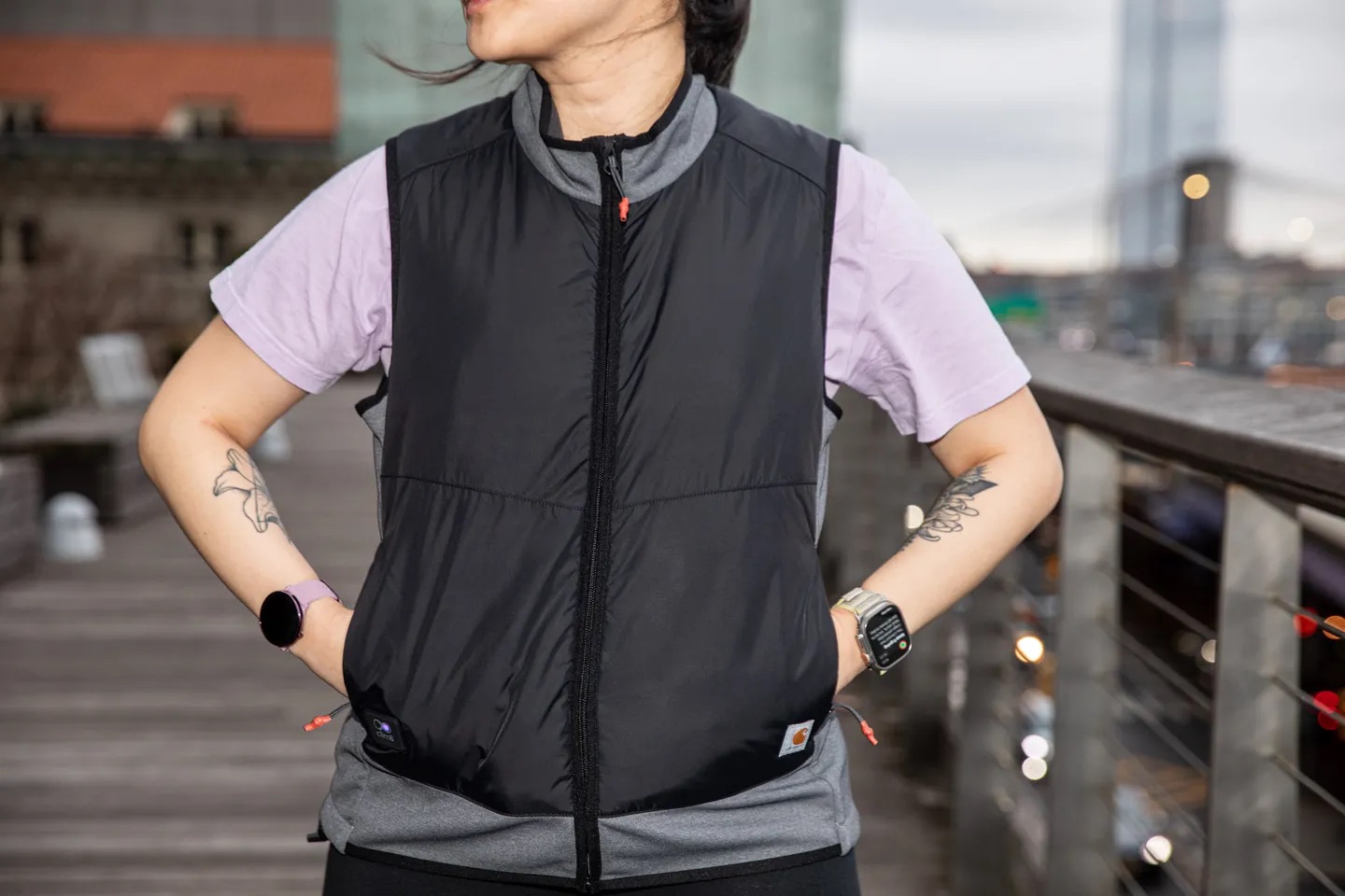 Carhartt X-1: smart vest with heating and AI that automatically adjusts temperature