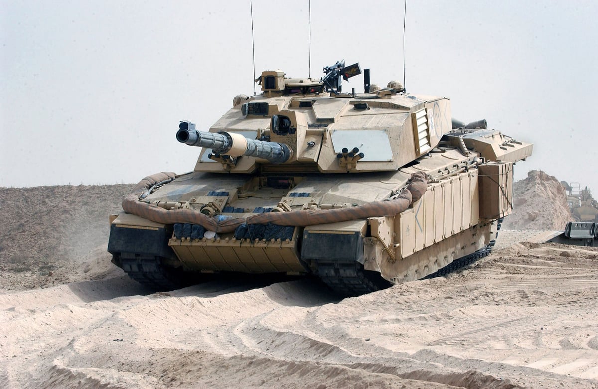 Теперь официально: Великобритания передает Украине танки Challenger 2