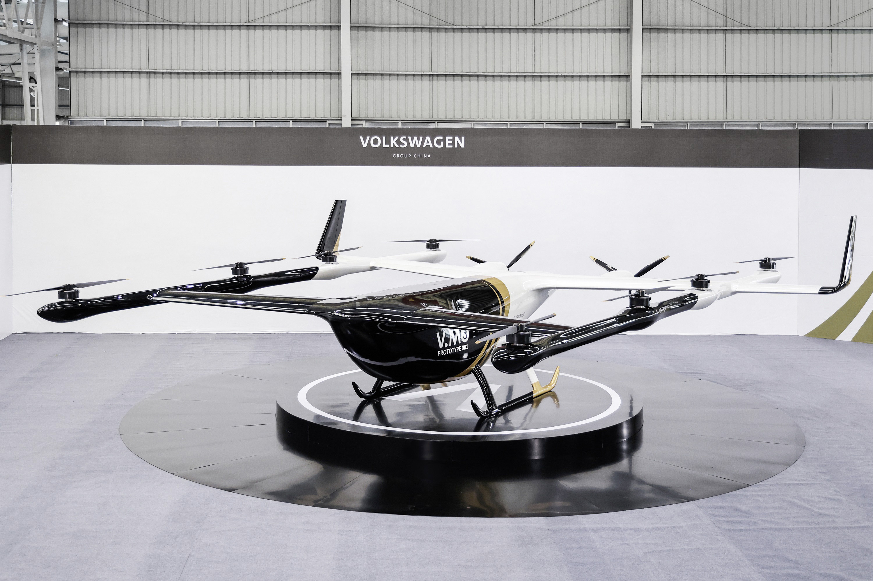 Volkswagen muestra un prototipo de taxi aéreo no tripulado V.MO