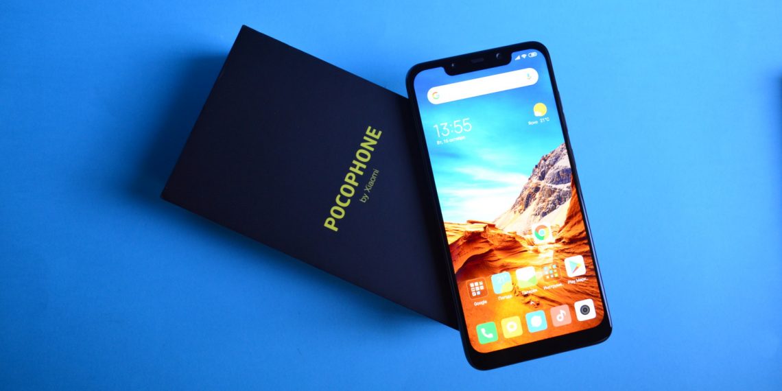 Xiaomi prosi użytkowników, aby zwrócili smartfony Pocophone F1  z powodu problemów z ekranem