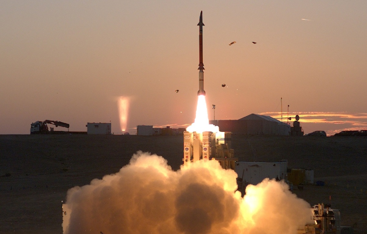 Raytheon en Electromecanica Ploiesti starten productie van SkyCeptor voor MIM-104 Patriot - onderschepper kan ballistische raketten voor middellange afstand neerschieten