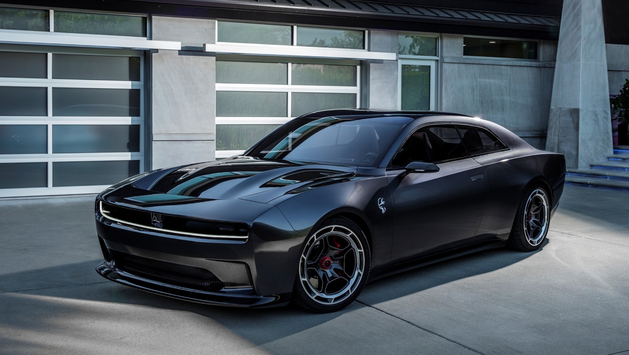 Dodge Charger Daytona SRT: a concept electric muscle car with two electric motors with more than 700 hp and a range of 800 km
