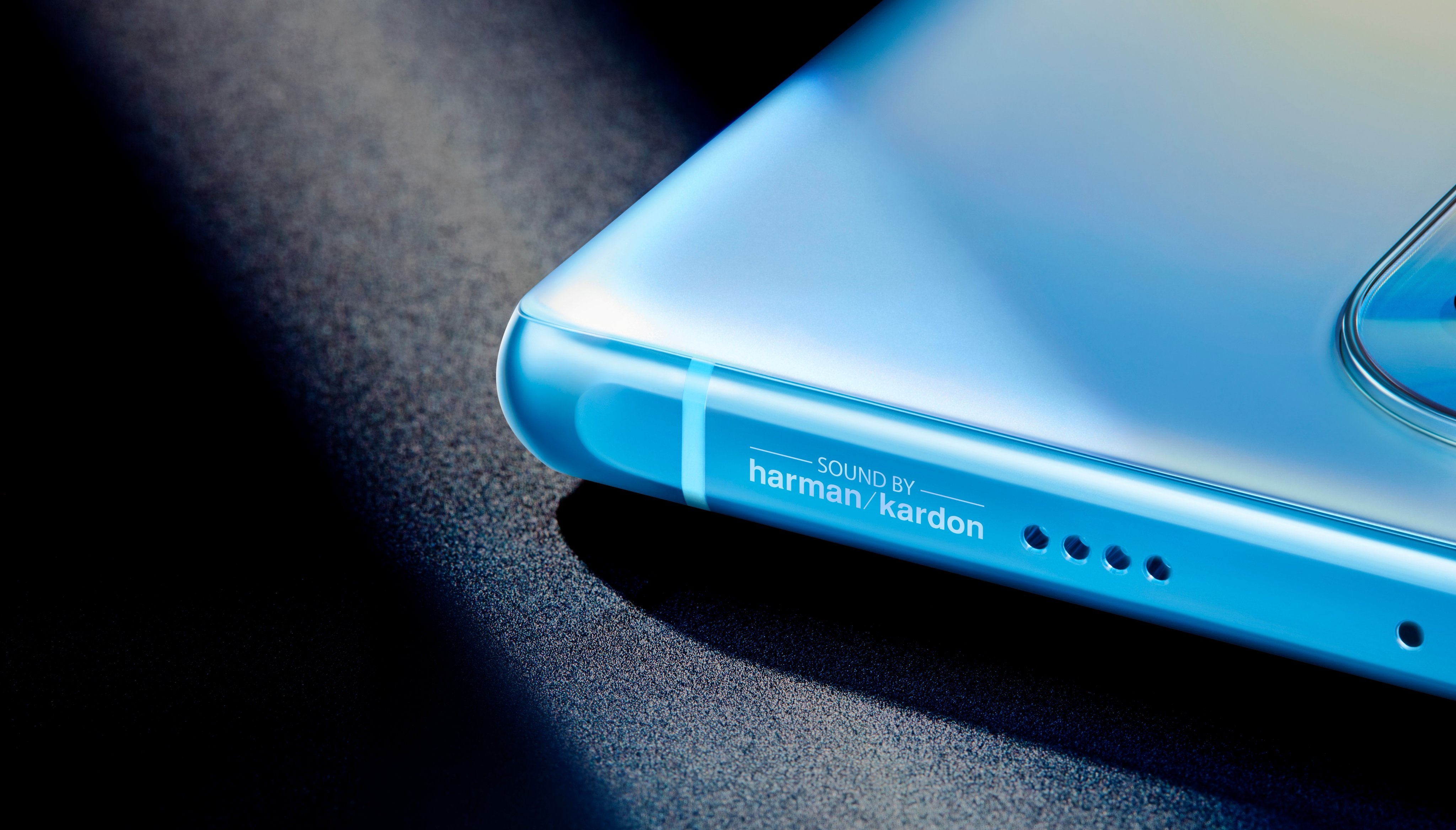 Xiaomi 12 Pro sarà il primo smartphone nella storia dell'azienda con quattro altoparlanti stereo