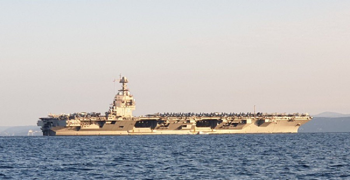 ВМС США відправили в Італію ударну групу на чолі з найбільшим у світі авіаносцем USS Gerald R. Ford вартістю понад $13 млрд