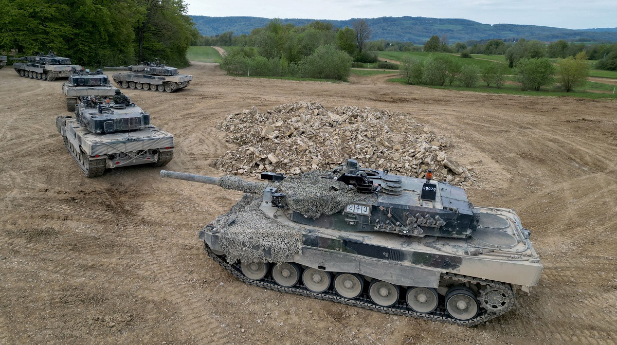 Zwitserland verkoopt 25 Duitse Leopard 2 tanks aan Duitsland op voorwaarde dat het deze niet levert aan de Strijdkrachten van Oekraïne