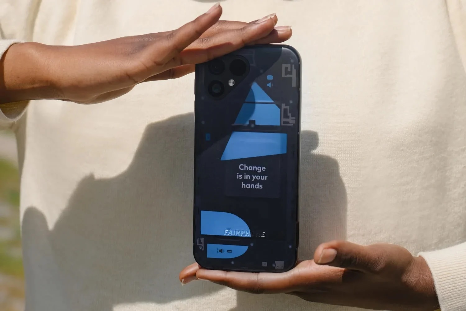 El smartphone más reparable: el Fairphone 5 modular recibe un 10/10 de iFixit
