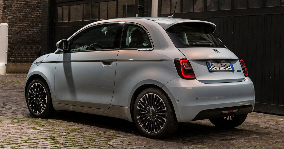 Exploring the Legacy and Technology Behind the Iconic Fiat 500