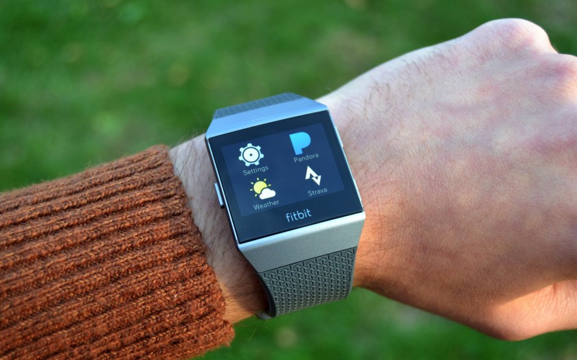 Fitbit в партнерстве с Google работает над носимой техникой «нового уровня»