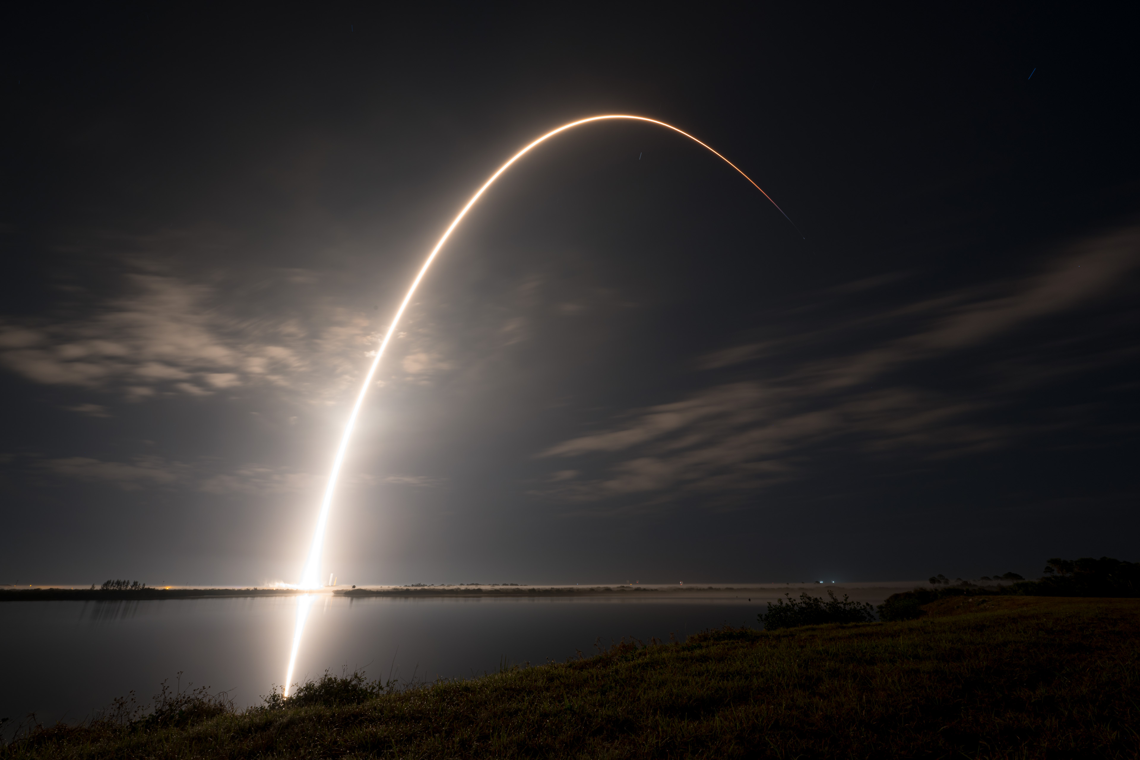 SpaceX realiza su 200º lanzamiento con éxito de un cohete Falcon 9