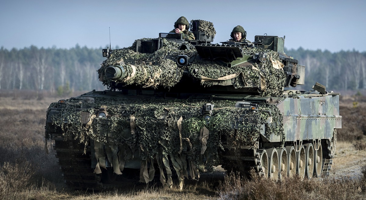 Ukrainische Streitkräfte zeigen erstmals Aufnahmen des deutschen Panzers Leopard 2A6 im Einsatz an der Front