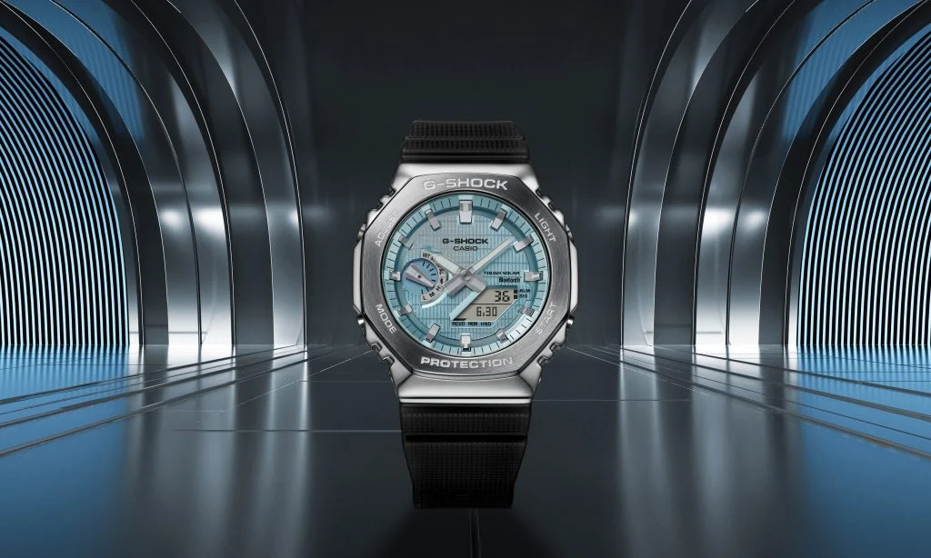 Casio lanza G-SHOCK G-STEEL GBM-2100: elegante reloj con carga solar y función Smartphone Link