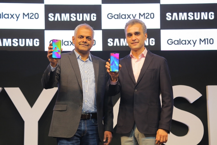 Анонс Galaxy M10 та Galaxy M20: перші смартфони Samsung із дисплеями Infinity-V