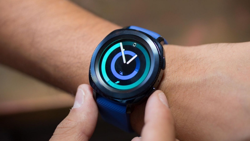 В сеть утекли изображения смарт-часов Samsung Galaxy Watch Sport