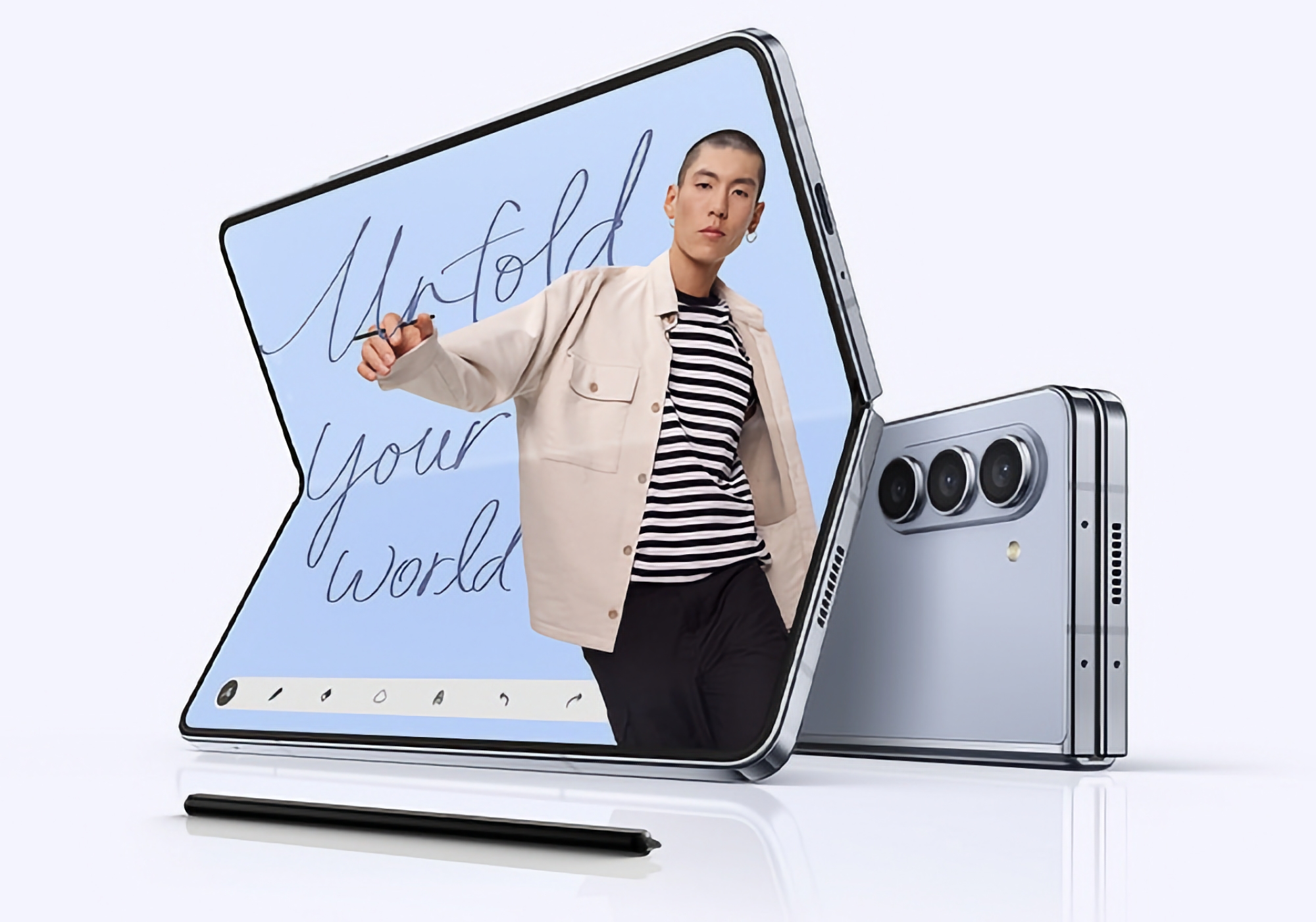 Samsung ha rilasciato One UI 6.1.1 per lo smartphone pieghevole Galaxy Fold 5