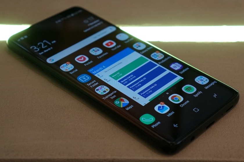 Инсайдер опубликовал рендер флагмана Samsung Galaxy S10 Lite