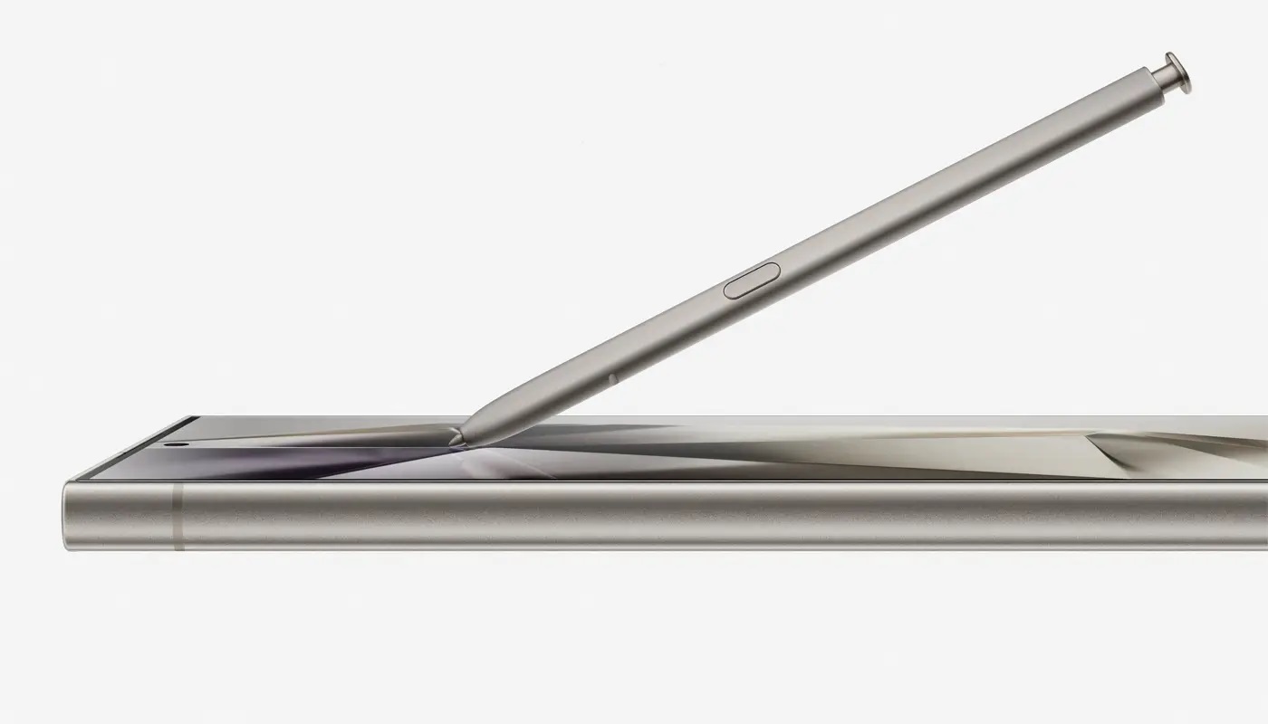 I possessori di Galaxy S24 Ultra si lamentano della puzza dello stilo S Pen. Samsung assicura che è normale