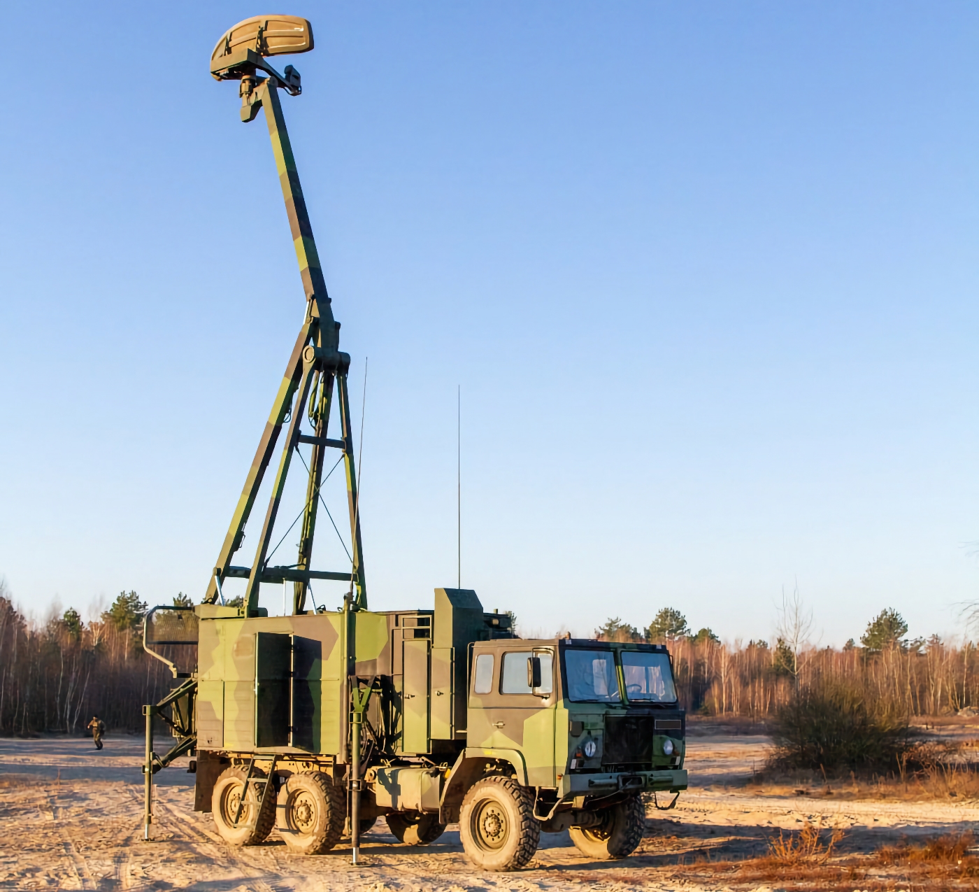 Schwedische Giraffe-75-Radare in Kombination mit RBS-70, RBS-90 und Skyguard