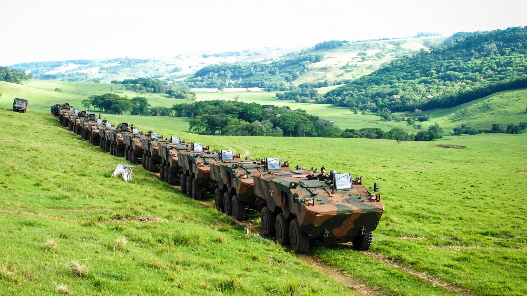 Ucrania quiere comprar a Brasil 450 vehículos blindados de transporte de tropas guaraníes