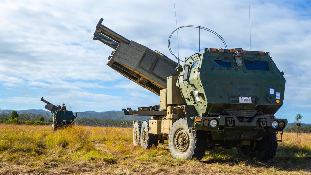 Russia claimed to have destroyed more than 100 HIMARS missiles, which in fact turned out to be... straw