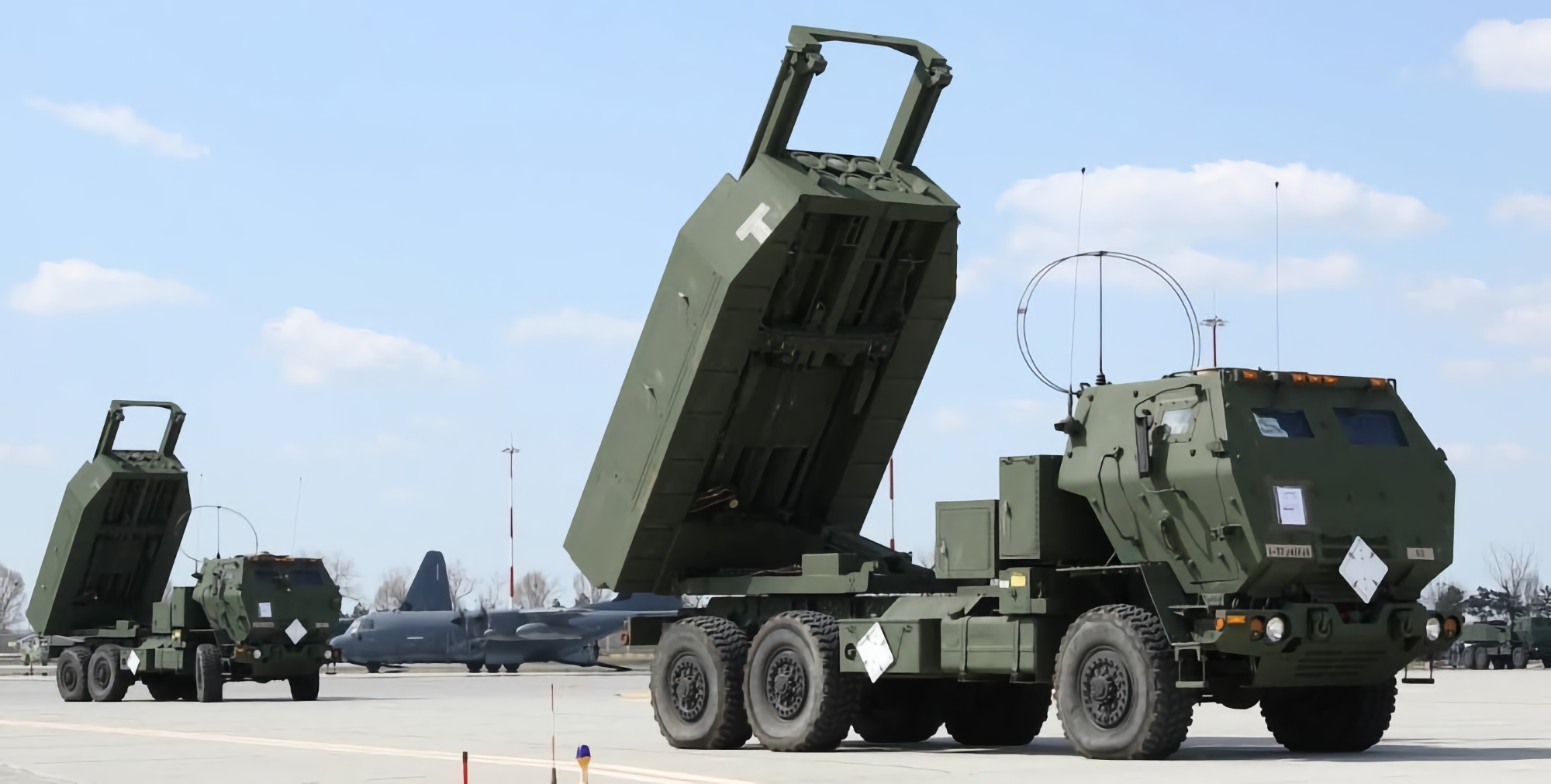 L'esercito ucraino sta già imparando come utilizzare i sistemi di missili a lancio multiplo HIMARS americani