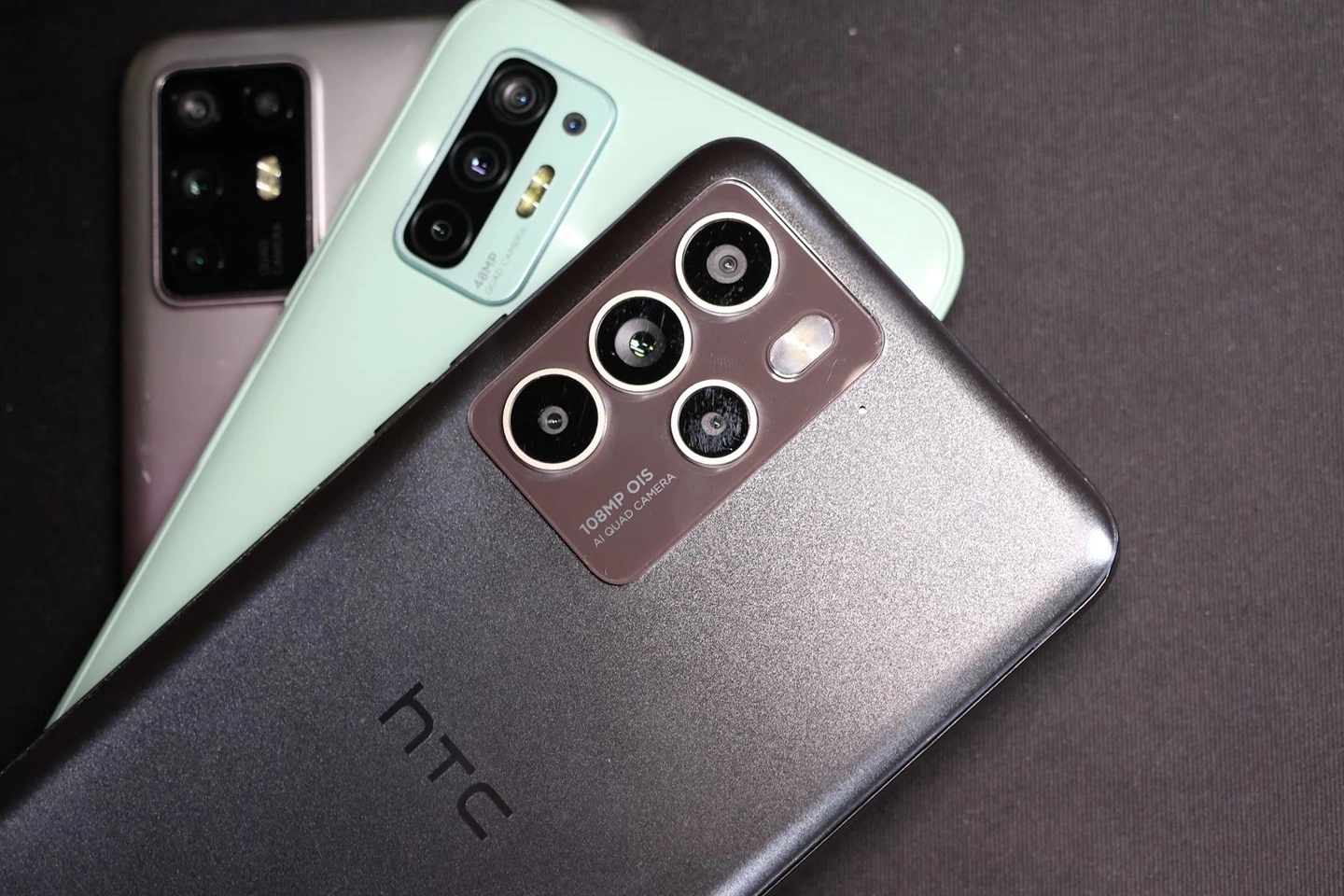 HTC U23 Pro 5G en imágenes: smartphone con cámara de 108 MP y procesador Snapdragon 7 Gen 1