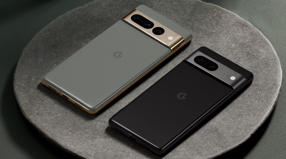 The first "official" custom firmware for Google Pixel 7 and 7 Pro has been released