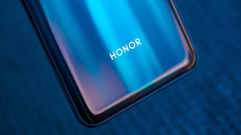 Дизайн, как у Honor 20: среднебюджетный смартфон Honor 9X Pro появился на пресс-рендере