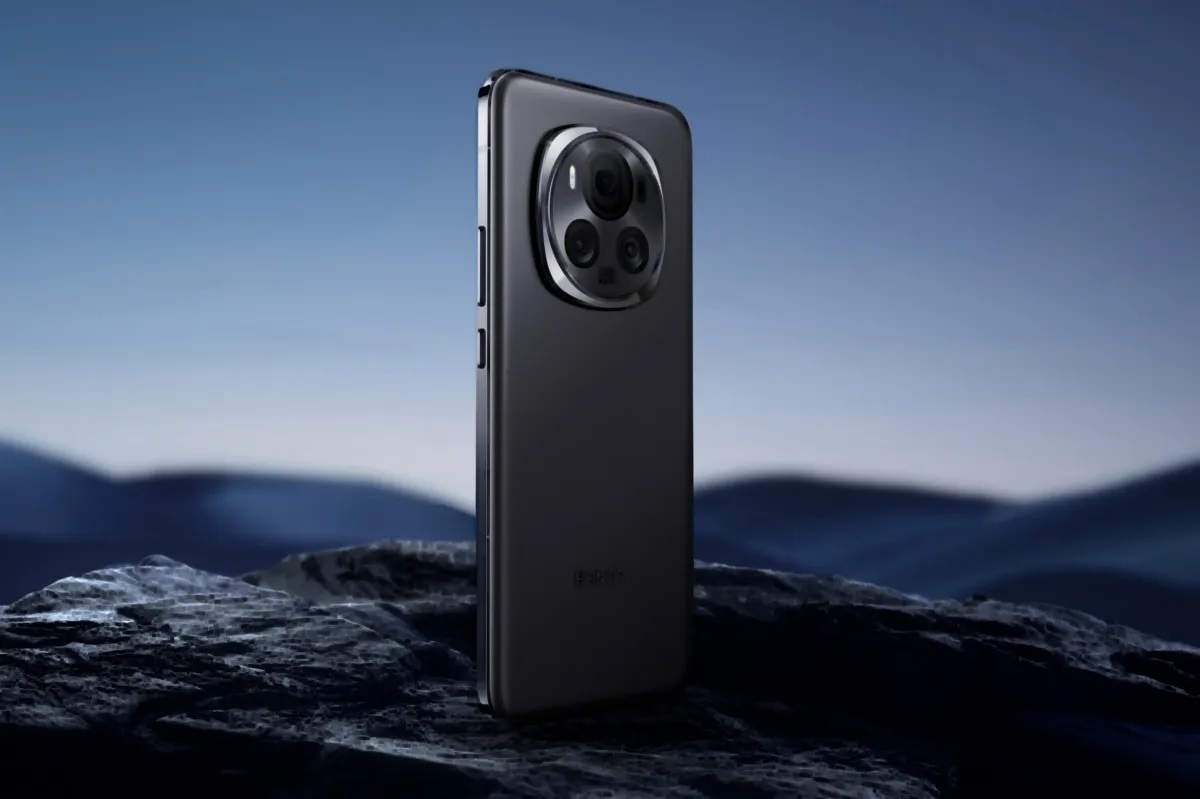 Presentato il flagship Honor Magic 6: Snapdragon 8 Gen 3, tripla fotocamera e display a 120Hz per 620 dollari