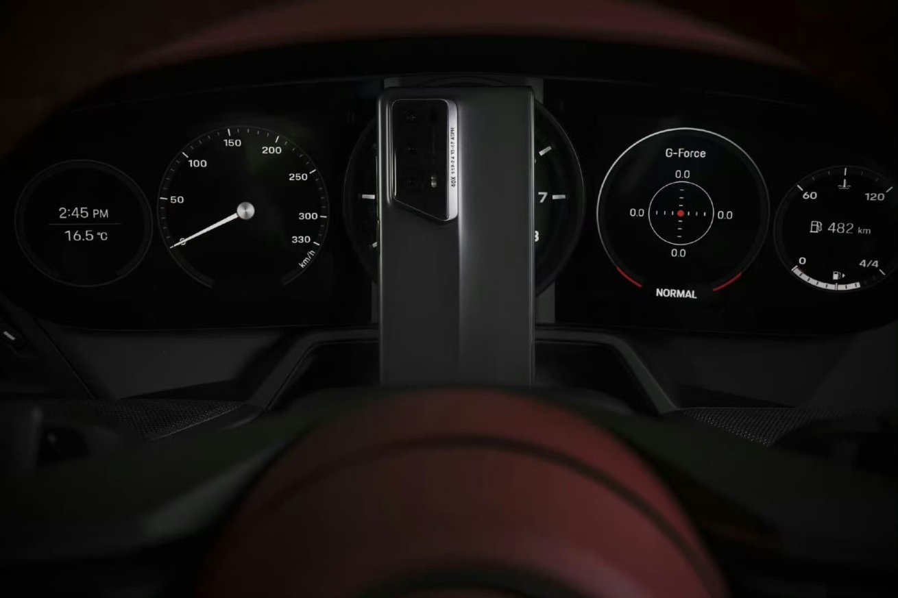 Honor Magic V2 RSR Porsche Design : un smartphone pliable en édition ...