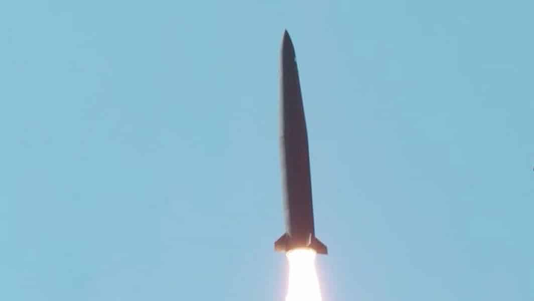 De Republiek Korea investeert 218 miljoen dollar in de ontwikkeling van een Hyunmoo-5 ballistische raket met een bereik van 3.000 kilometer en een snelheid van meer dan 12.000 km/u om ondergrondse bunkers te vernietigen.