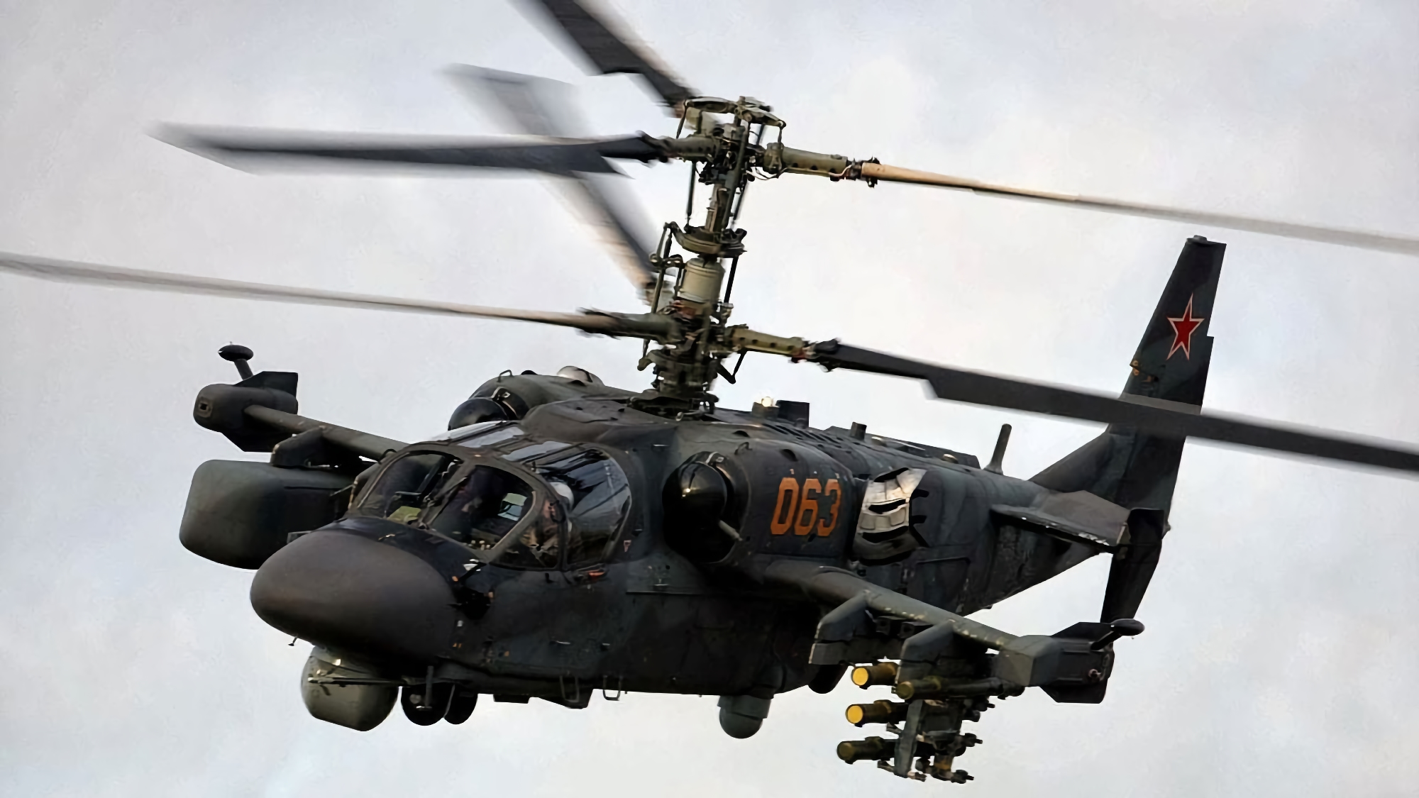 Brytyjski wywiad: Ukraina zniszczyła co najmniej 23 zaawansowane rosyjskie helikoptery Ka-52 Aligator o wartości 368 000 000 dolarów