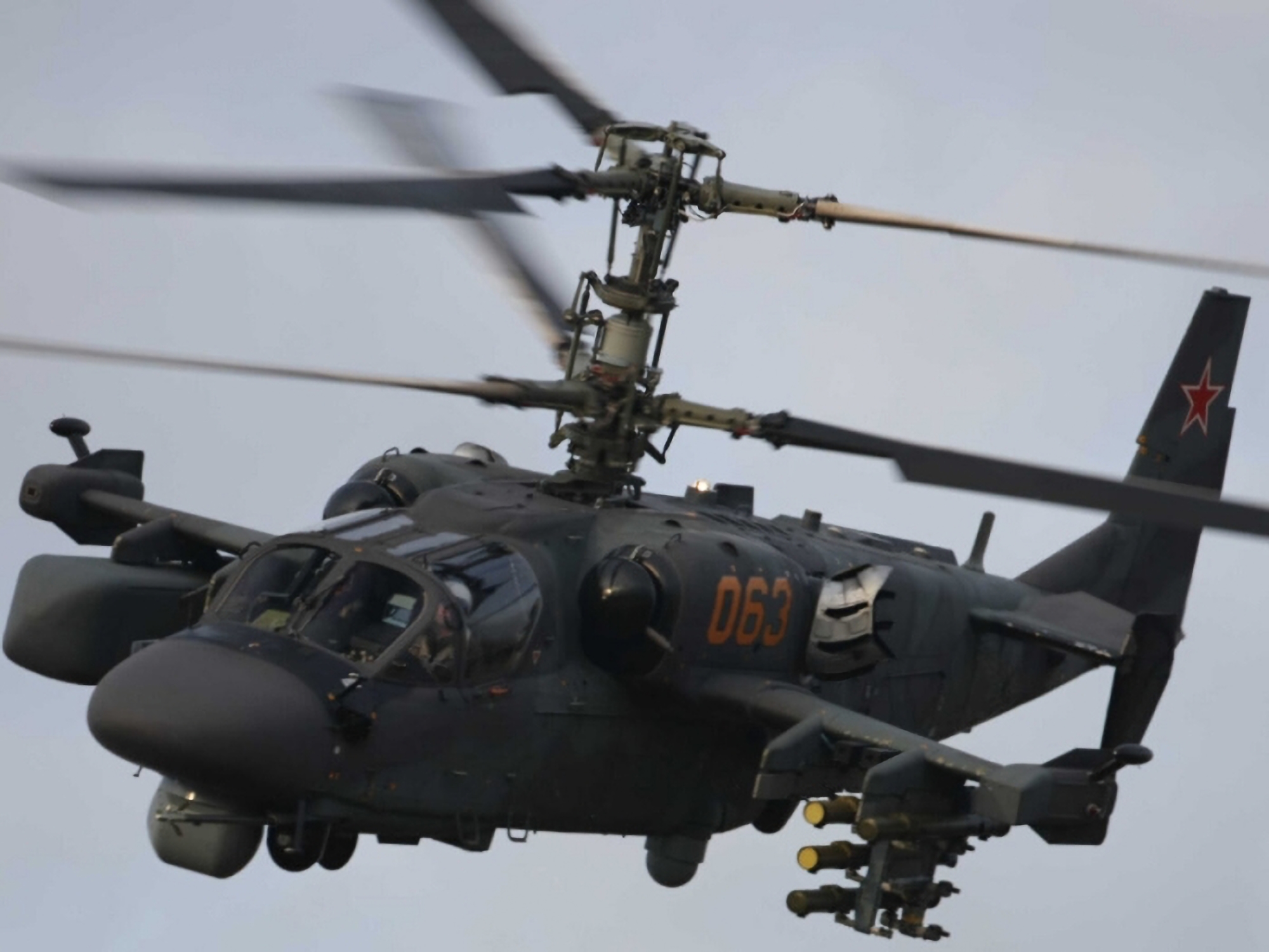 Min 32.000.000 dollar: de AFU schoot 2 moderne Russische Ka-52 "Alligator" aanvalshelikopters neer in de ochtend.