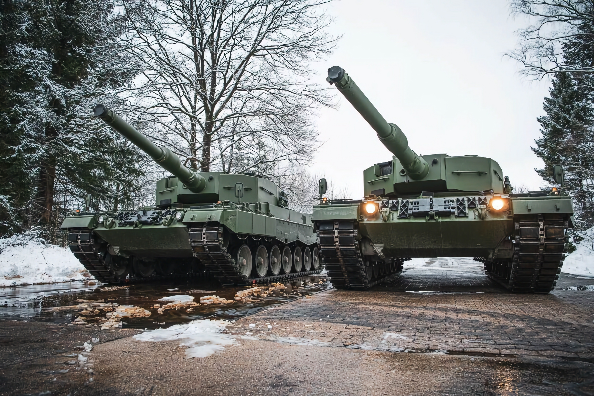 The Netherlands and Denmark will transfer 14 Leopard 2A4 tanks to Ukraine by the end of summer