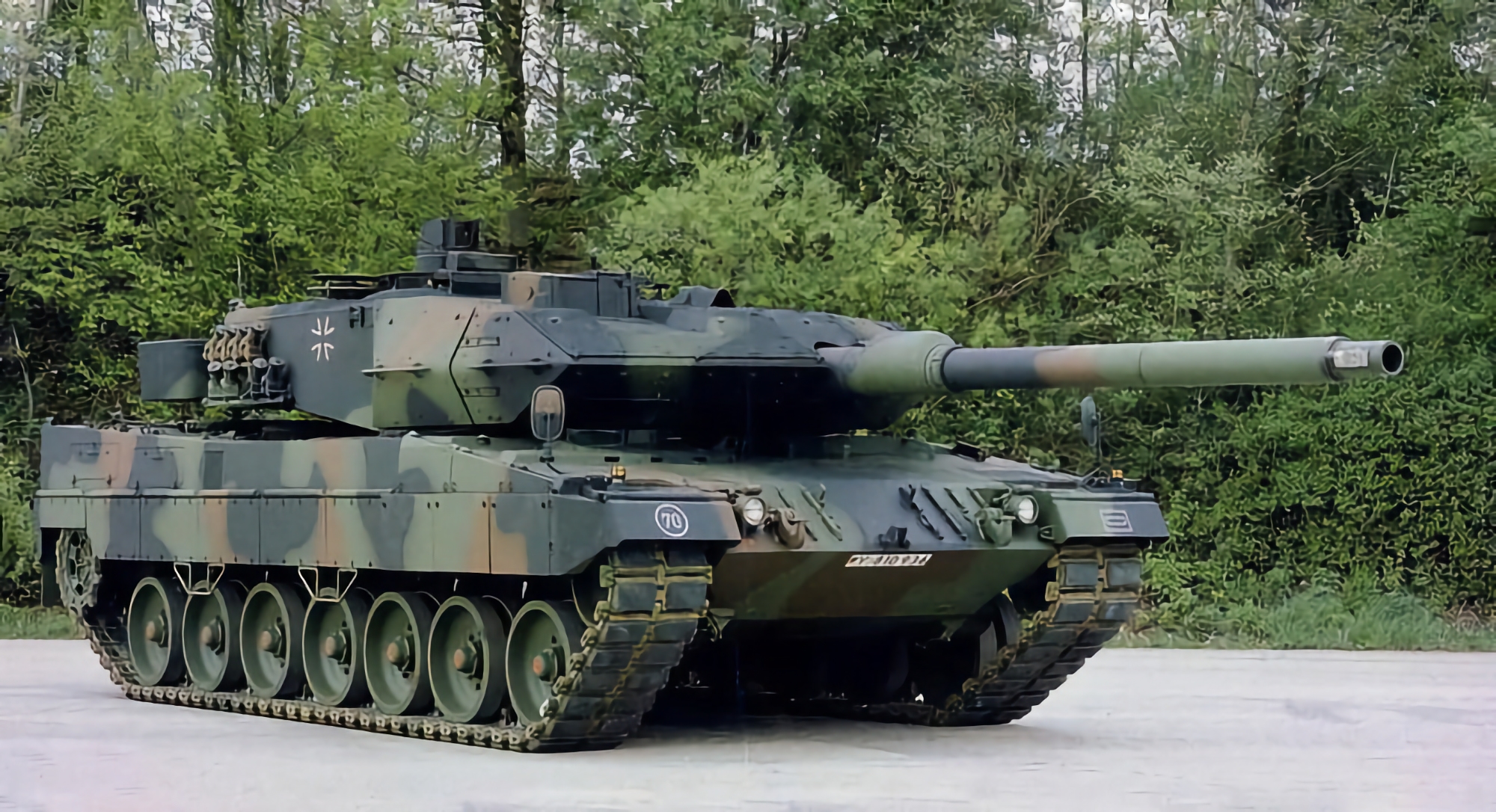 La Spagna è pronta a trasferire 53 carri armati tedeschi Leopard 2 all'Ucraina