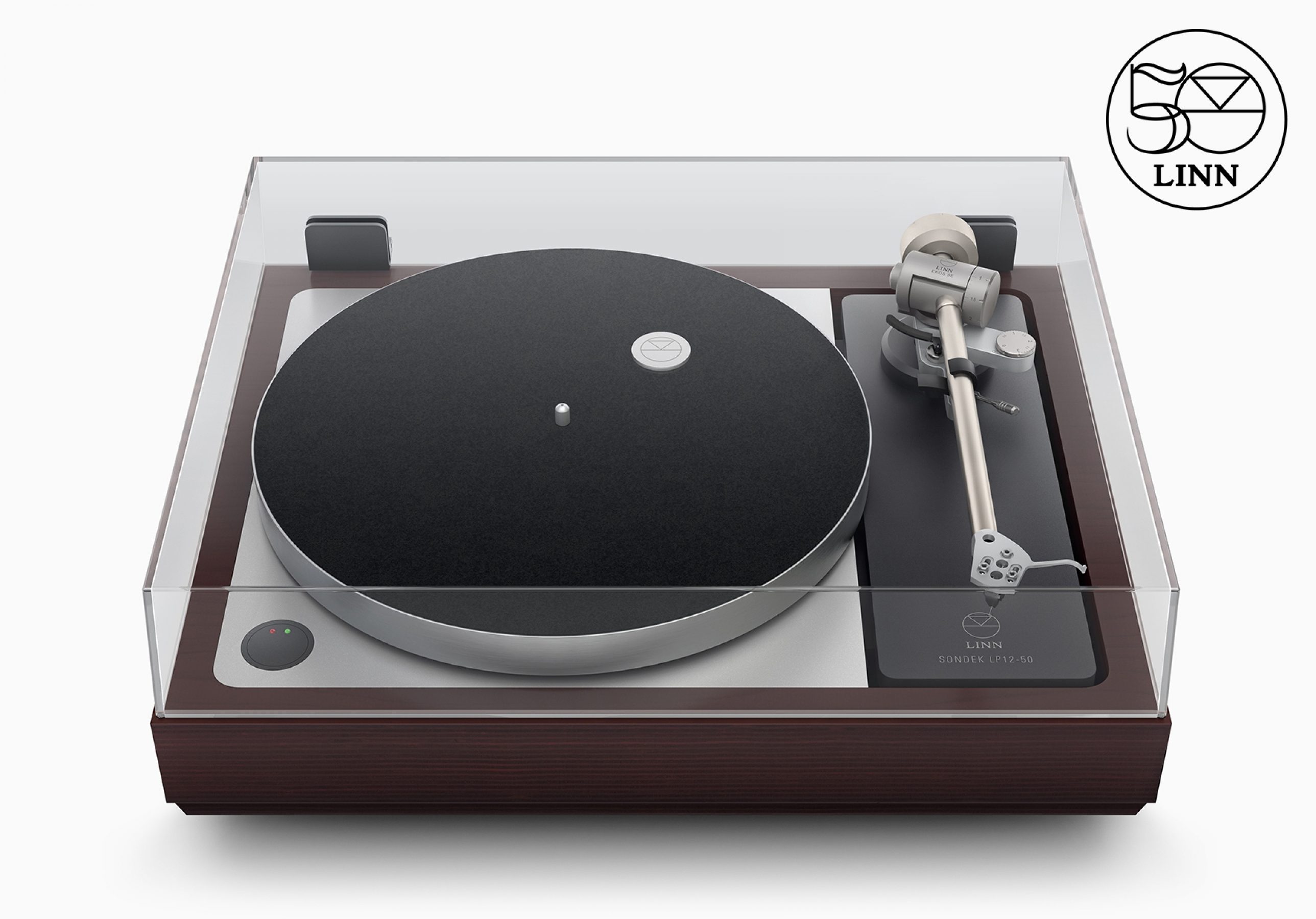 Joni Ive og firmaet hans har fullført sitt første prosjekt etter at de forlot Apple - en vinylplatespiller til 60 000 dollar.