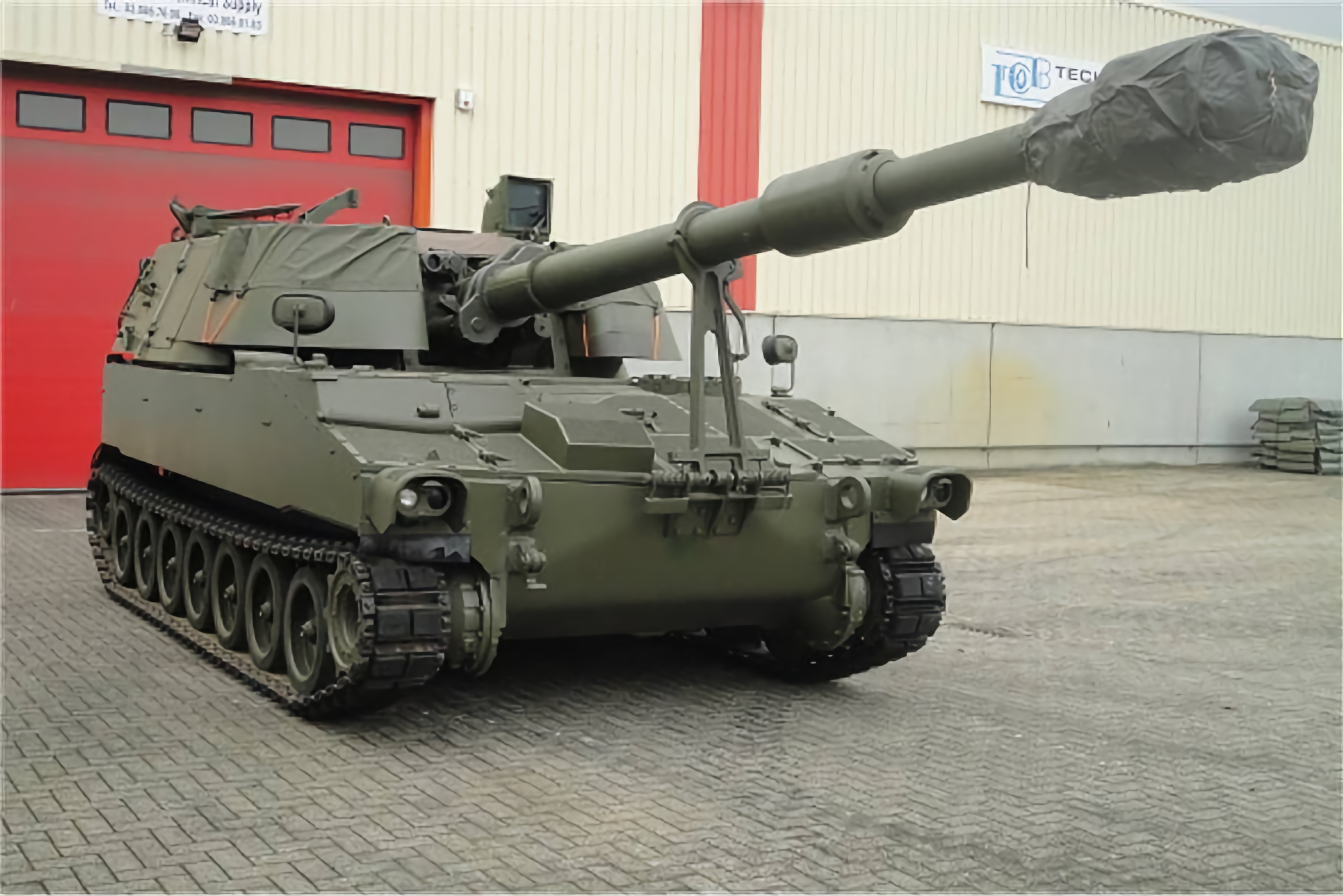 Le Royaume-Uni a acheté et réparé plus de 20 canons automoteurs M109: ils sont maintenant envoyés en Ukraine