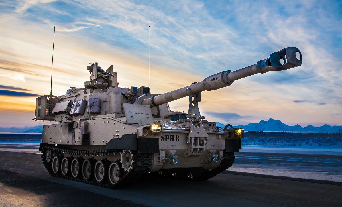 BAE Systems отримала понад $9,6 млн на виробництво гаубиць M109A7 Paladin і машин постачання M992A3
