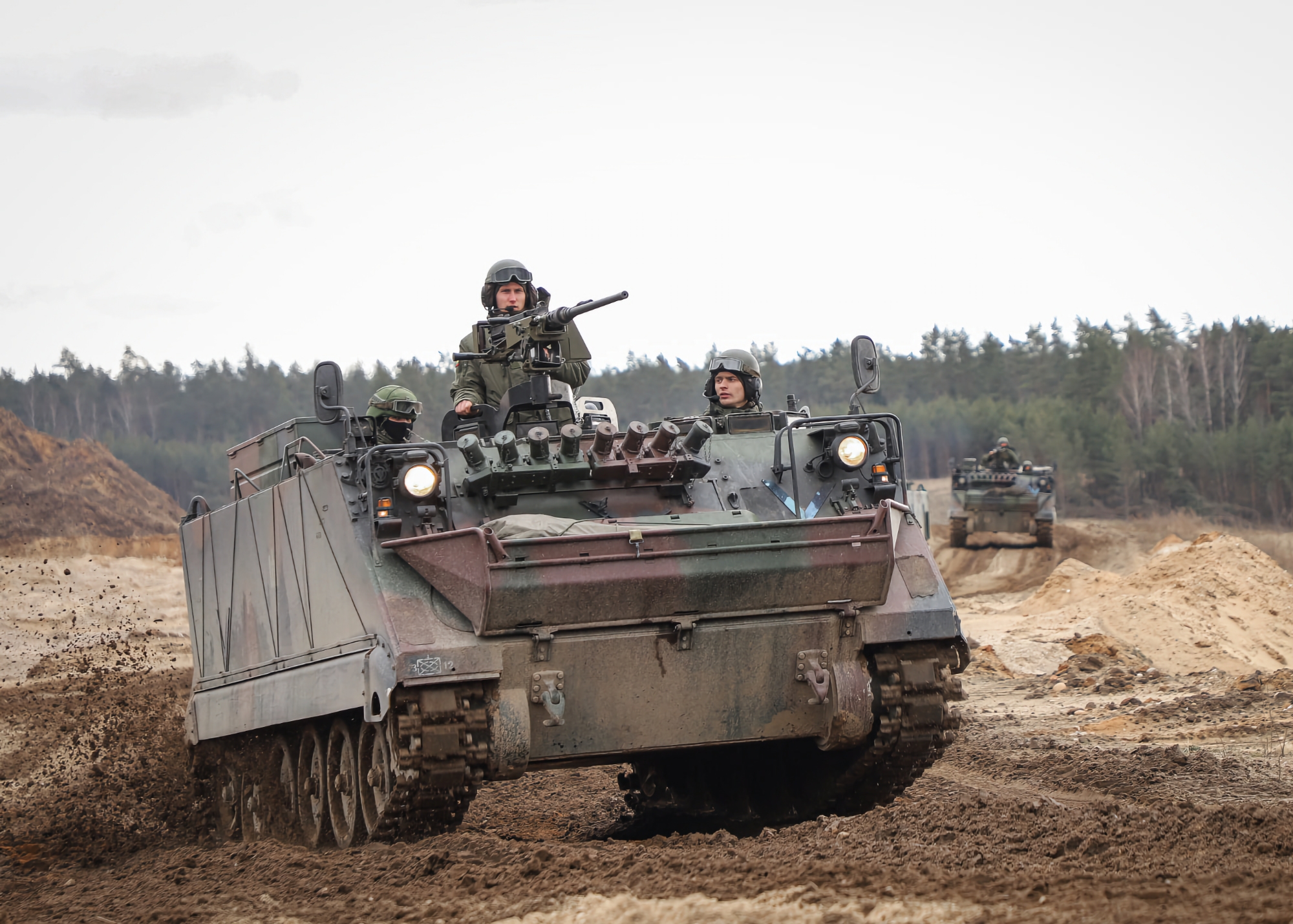 Il ne s'agit pas seulement de SAM NASAMS : La Lituanie va également remettre à l'Ukraine un lot supplémentaire de véhicules blindés de transport de troupes M113.