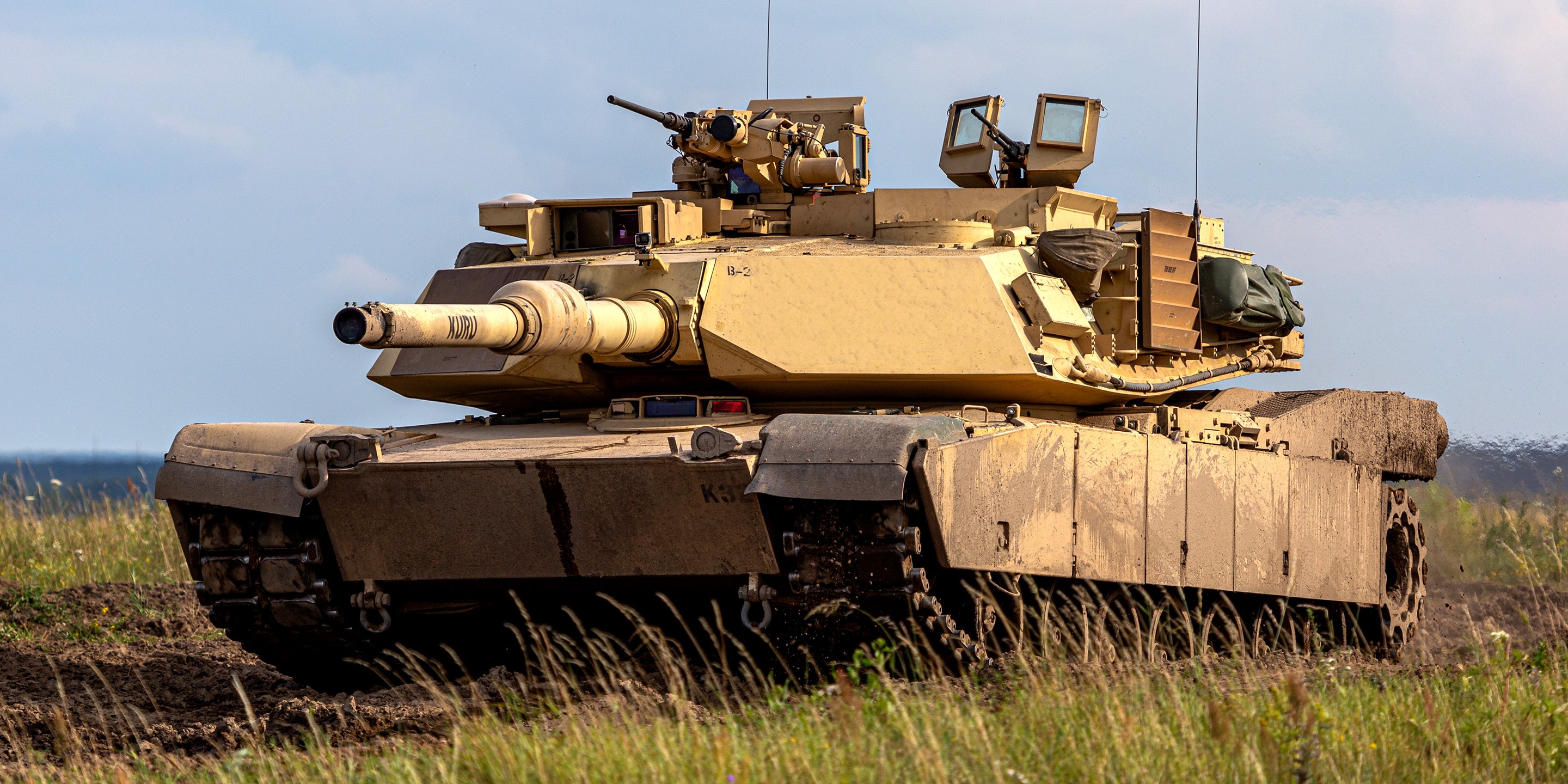 Over 200 ukrainske militære har fullført et opplæringsprogram i bruk av M1 Abrams-stridsvogner i Tyskland, men de vil ikke vende tilbake til slagmarken ennå.