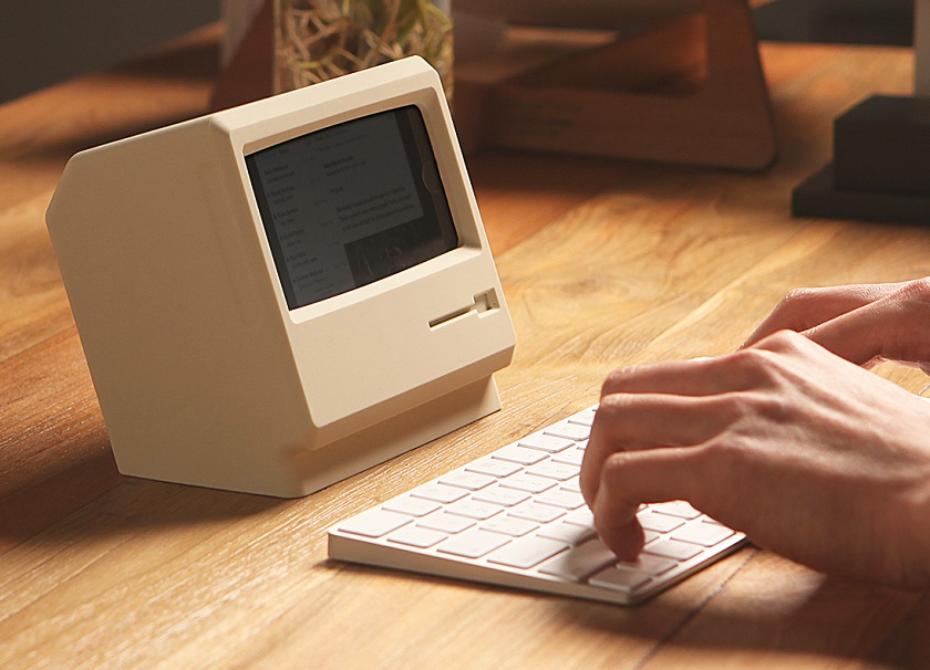 Зарядное устройство Elago M4 Stand делает из iPhone старый компьютер Macintosh
