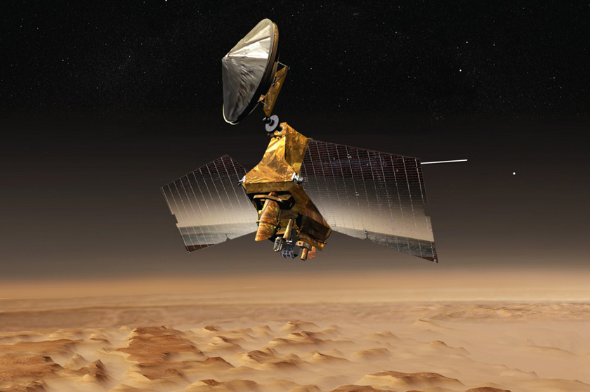 Аппарат Mars Reconnaissance Orbiter празднует десятилетие на орбите Марса