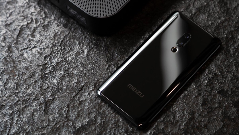 Meizu Zero: концептуальный смартфон без единого отверстия