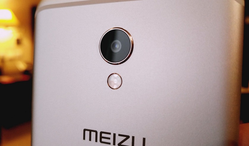 Meizu Pro 7 получит второй экран на задней крышке