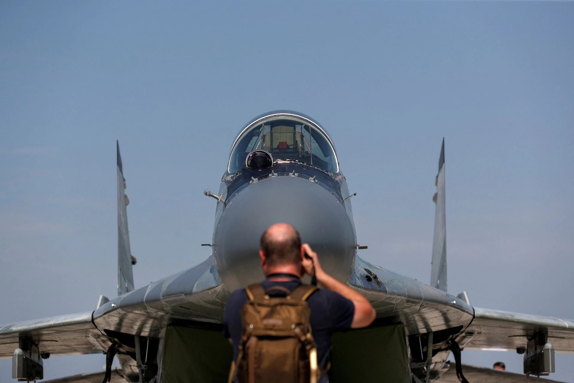 La Pologne et la République tchèque fermeront le ciel de la Slovaquie, et cette dernière devra transférer des chasseurs MiG-29 à l'Ukraine pour 299 millions de dollars.