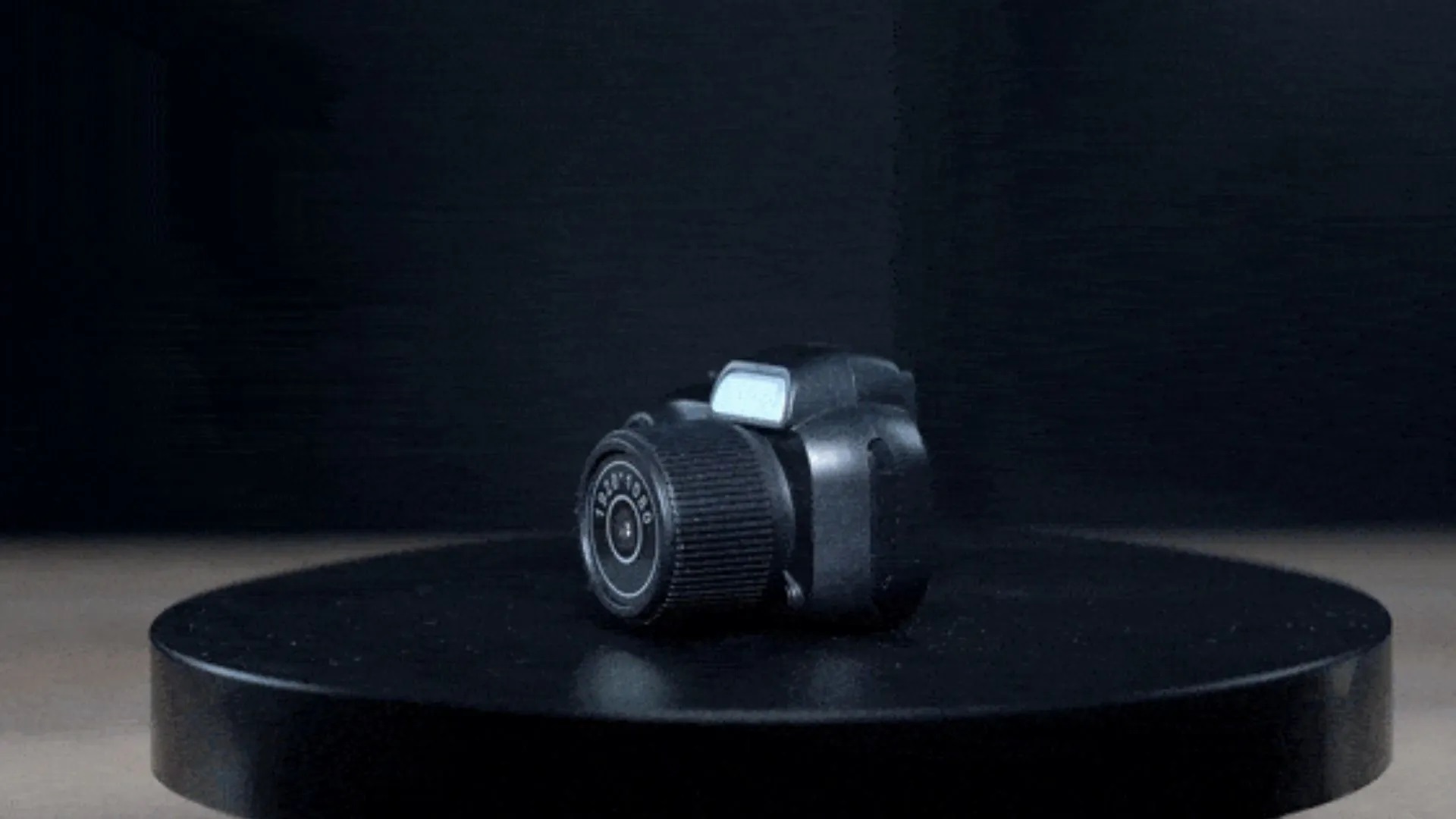 MiniCa: the world's smallest camera weighing just 17g