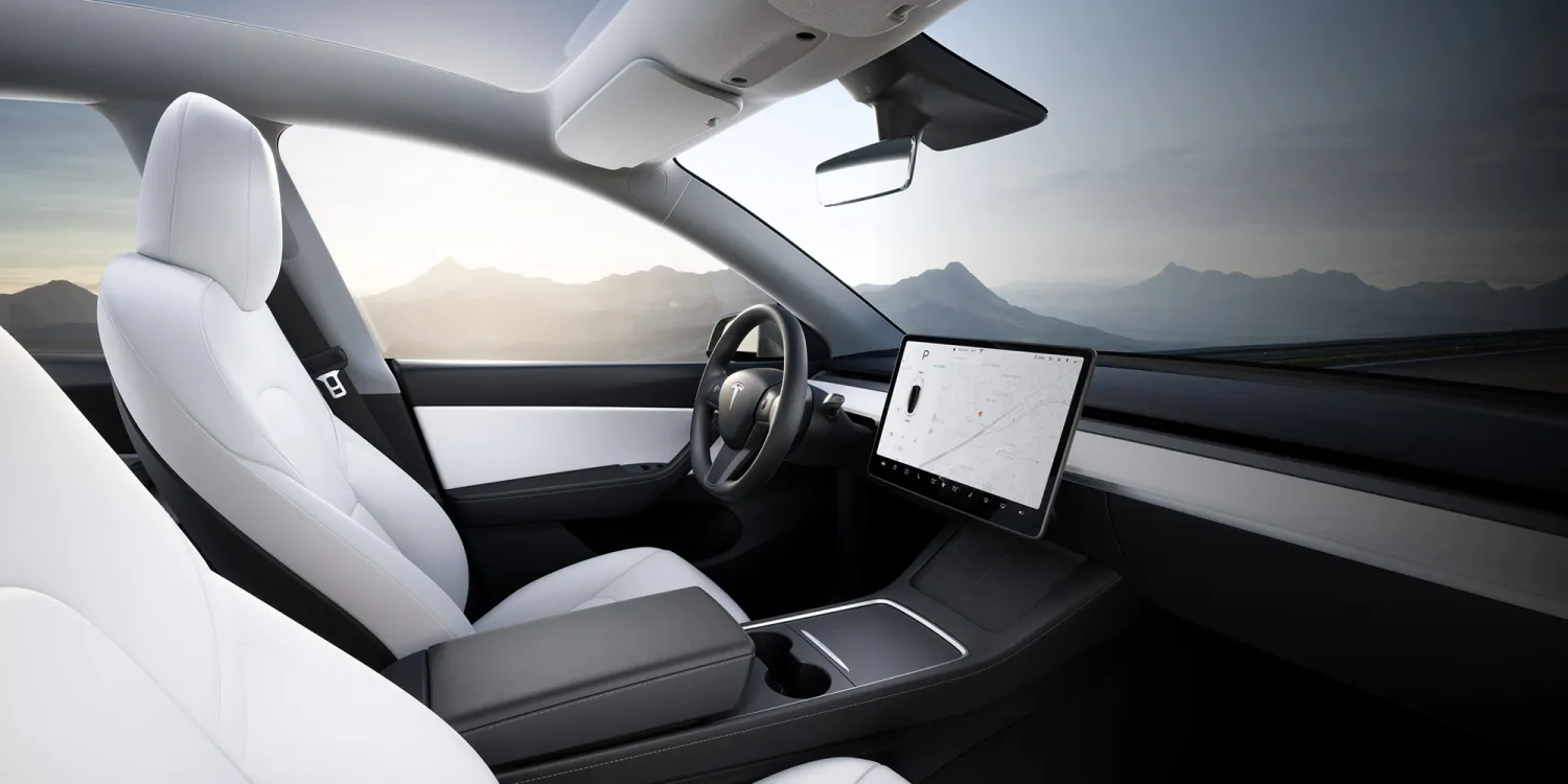 La NHTSA va obliger Tesla à rappeler les voitures électriques Model Y en raison du glissement arbitraire du volant sur la route.