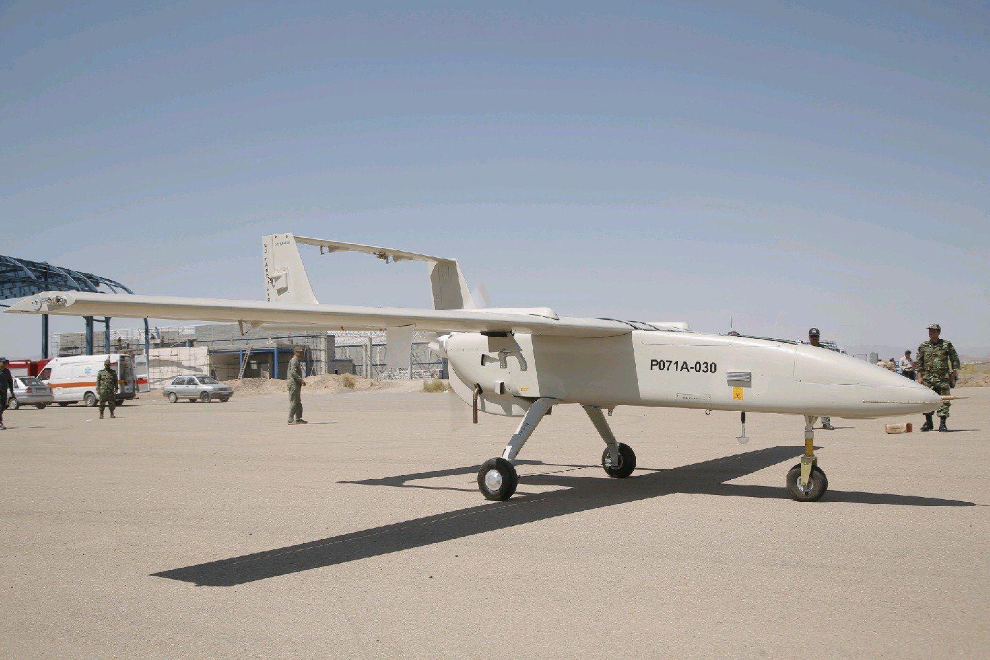 El dron iraní Mohajer-6 tiene componentes extranjeros e incluso una pieza ucraniana: el sistema de dirección