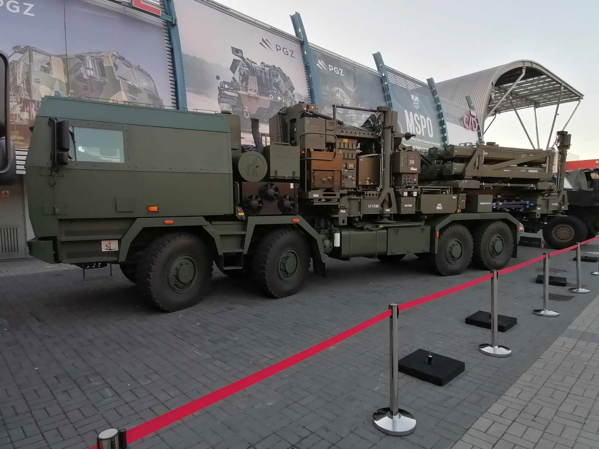 La Pologne a commandé 23 batteries SAM Narew et des missiles CAMM-ER de MBDA pour une valeur de plus de 12 milliards de dollars.