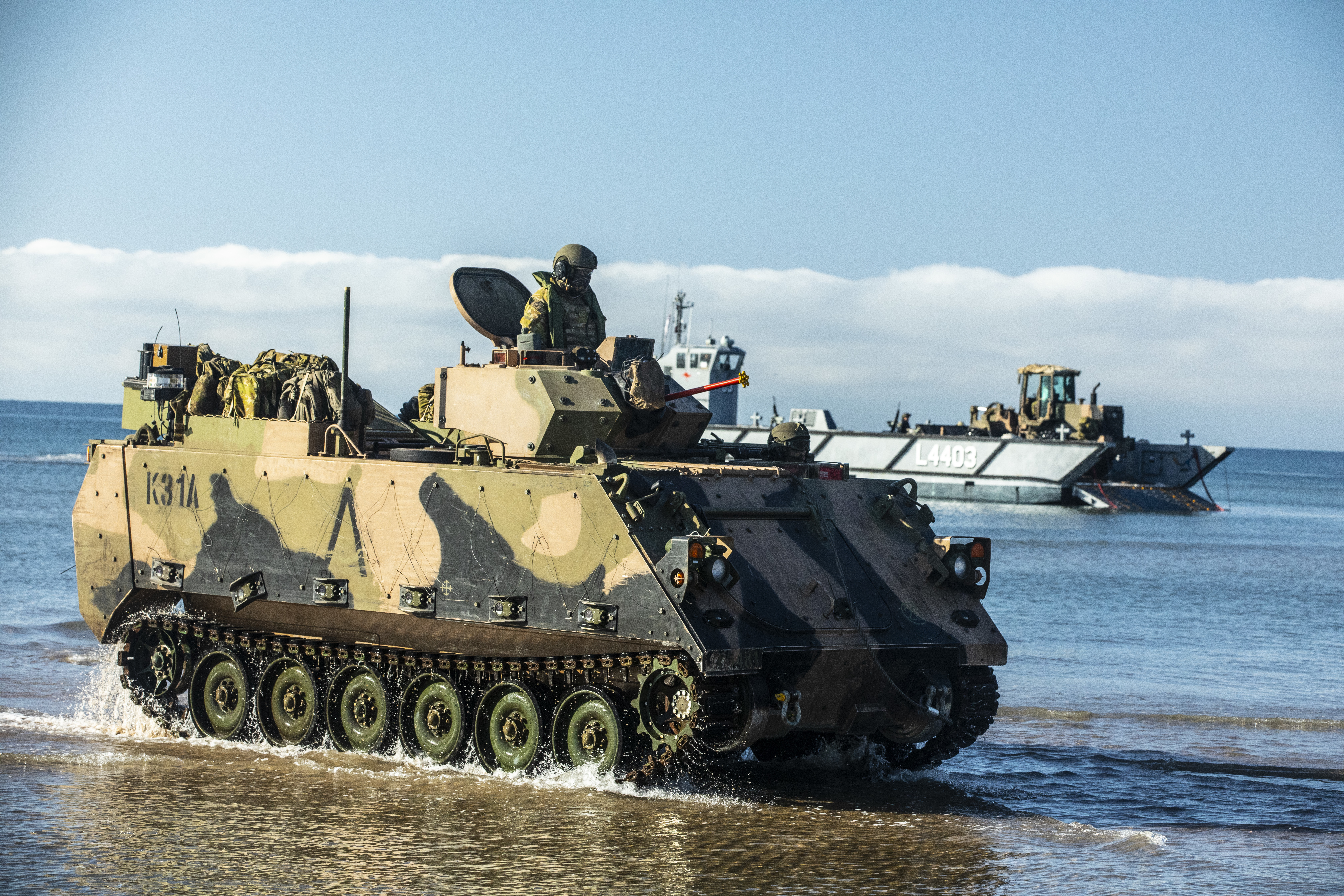 M113, camion MAN 40M e proiettili d'artiglieria da 105 mm: L'Australia annuncia un nuovo pacchetto di aiuti militari di 74.000.000 di dollari per l'Ucraina