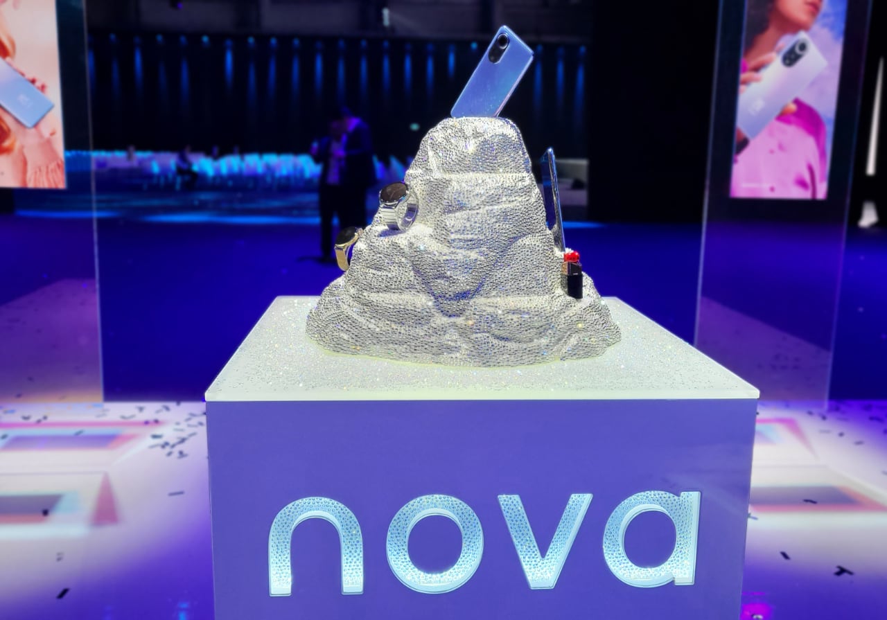 Where Huawei is going and what we learned at the launch of Nova 9 and the unusual FreeBuds Lipstick headphones